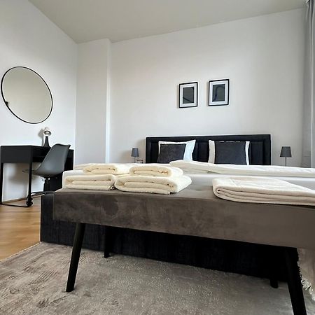Cozy Property At Belvedere Wina Bagian luar foto